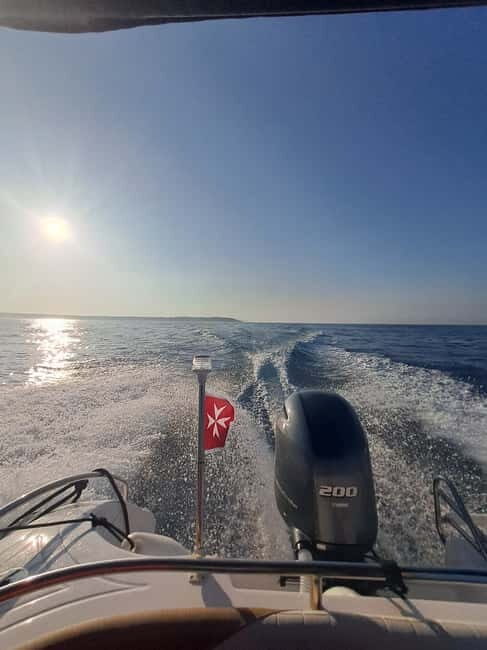 FULL DAY - 7hours Comino, Blue Lagoon, charter, boat, cruise - Key Points
