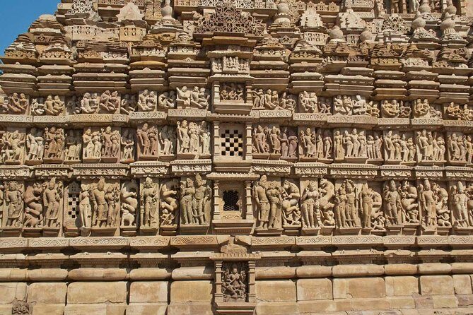 Full Day 8-hours Heritage Tour to Khajuraho Temples - Visiting the Kandariya Mahadev Temple