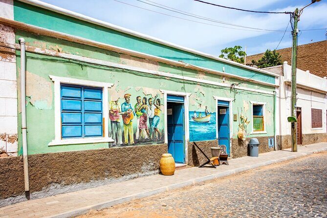 Full Day Adults Only Tour of Sal with Lobster Lunch and Salt Lake - Key Points