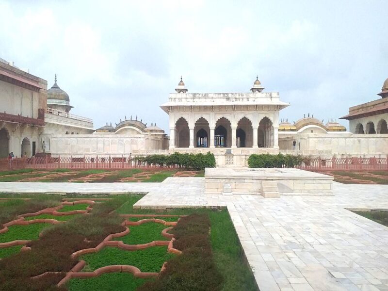 Full Day Agra Tour With Tour Guide - Who Is This Tour Best For?