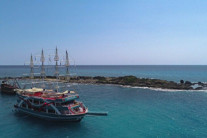 Full Day All Inclusive Boat Ride and Foam Party - An In-Depth Look at the Experience