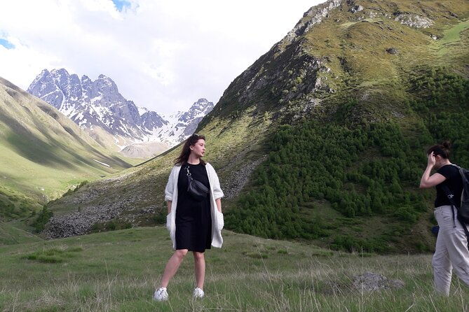 full-day-ananuri-gudauri-kazbegi-private-tour