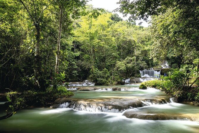 full-day-appleton-rum-ys-falls-pelican-bar-group-tour