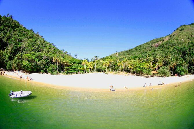 full-day-around-the-island-of-ilha-grande-and-its-beaches
