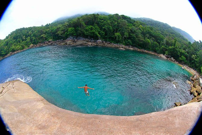 full-day-around-the-island-of-ilha-grande-and-its-beaches