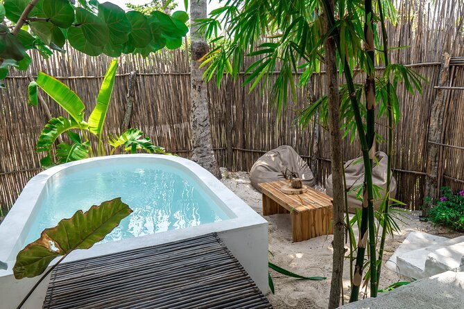 full-day-at-the-beach-club-vista-mare-in-tierra-bomba
