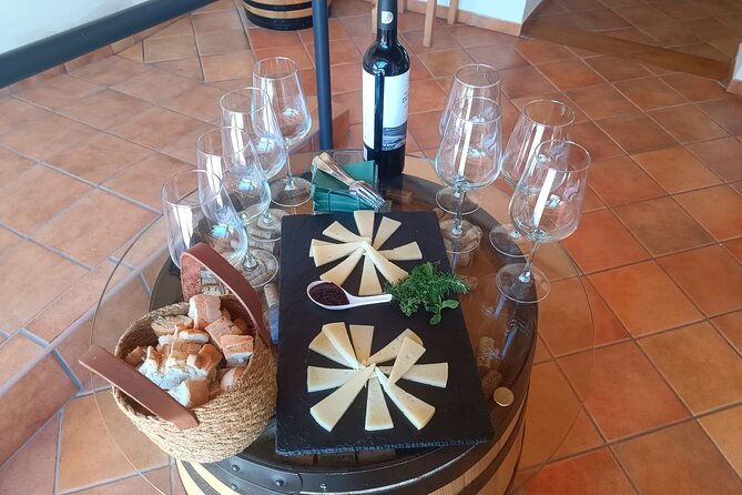 full-day-at-the-winery-visit-tasting-aperitif-and-lunch