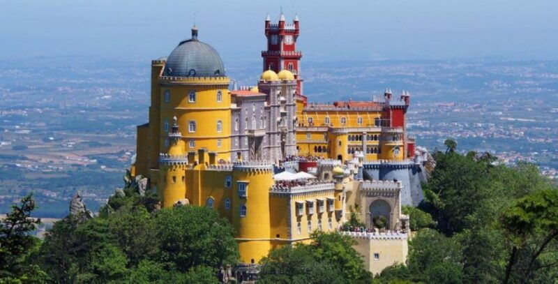 full-day-away-day-from-lisbon-to-see-sintra-and-cascais