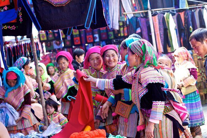 Full-day Bac Ha Sunday Market Private Tour from Sapa - The Itinerary in Detail