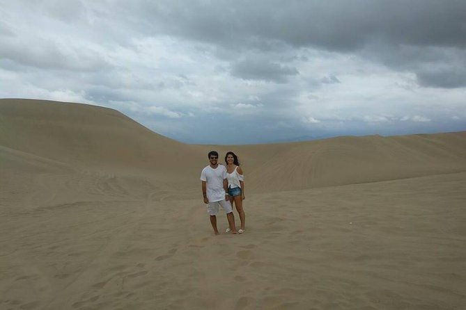 full-day-ballestas-islands-huacachina-the-oasis-of-america-ica-desert