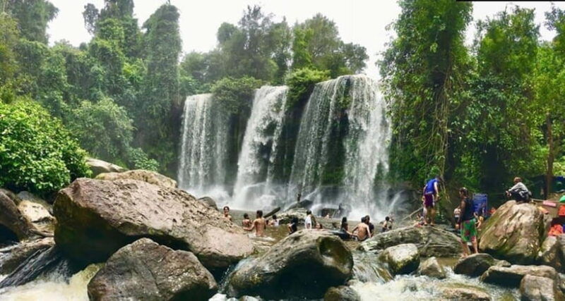 full-day-banteay-srei-waterfall-beng-mealea-tour