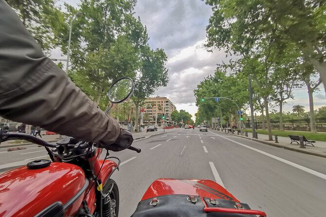 full-day-barcelona-tour-by-sidecar-motorcycle-2