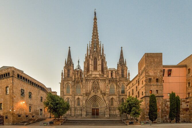 full-day-barcelona-tour-by-sidecar-motorcycle-2