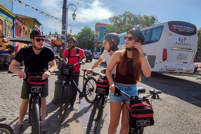 full-day-bike-tour-in-ba-foodie-and-cultural-immersion-max-6-ppl