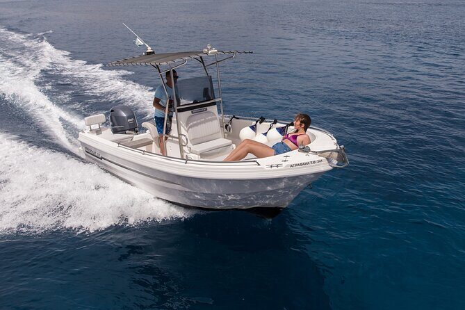 Full Day Boat Rental with License in Santorini - Navigating the Logistics