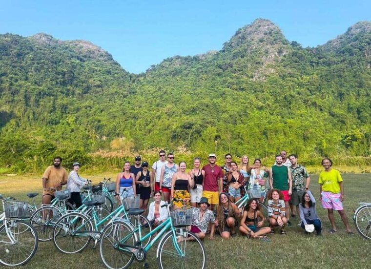 full-day-boat-tour-explore-lan-ha-bay-from-cat-ba-island