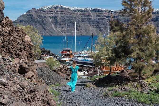 full-day-boat-tour-to-caldera-islands-sunset-in-oia-by-bus