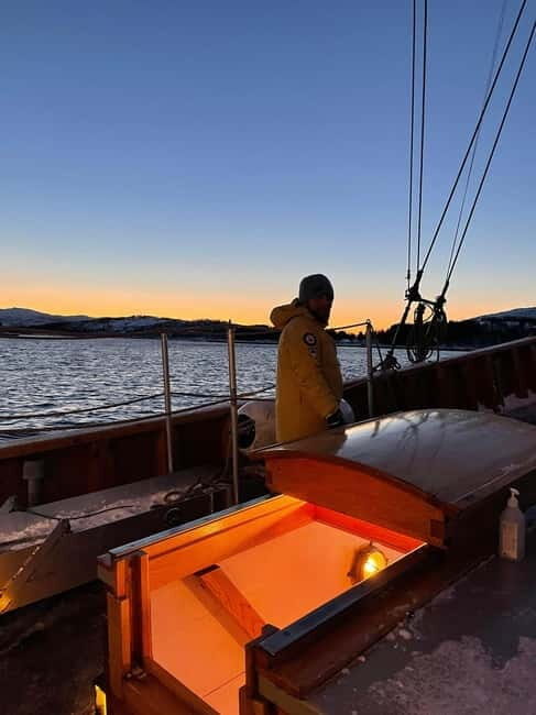 Full day boat trip by Hermes II to old trading post - Setting Sail from Tromsø: What to Expect