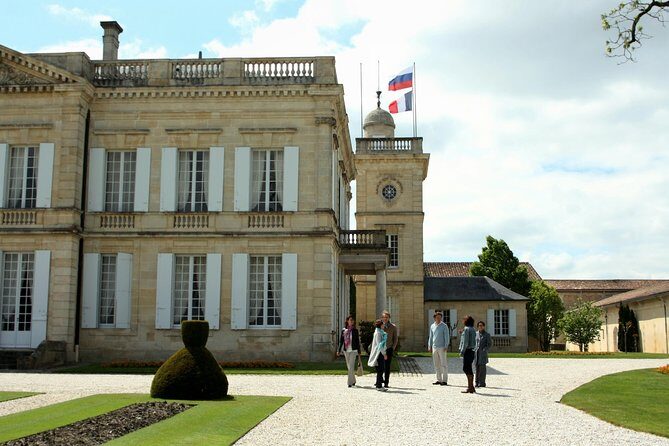 Full day Bordeaux Historic Gourmet Walking and Médoc Tour - Who Should Consider This Tour?