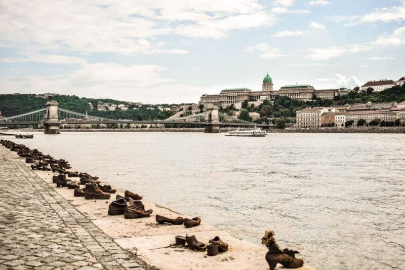 full-day-budapest-city-tour-with-lunch-wine-dessert