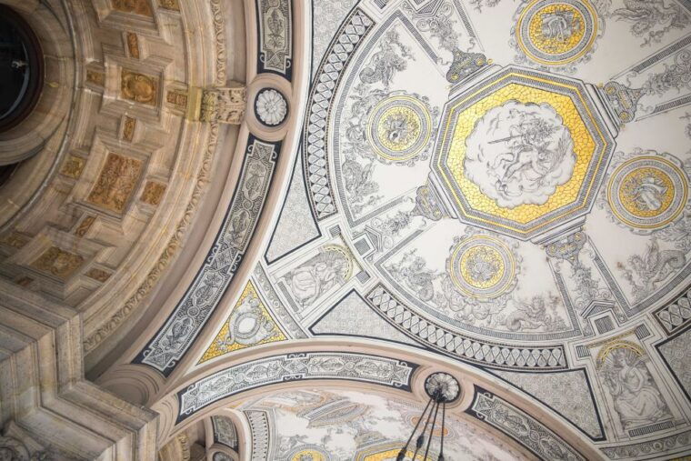full-day-budapest-city-tour-with-lunch-wine-dessert