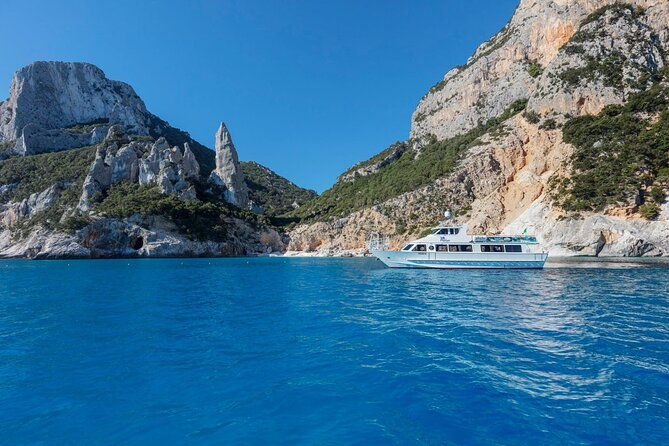 full-day-cala-gonone-and-gulf-of-orosei-mini-cruise