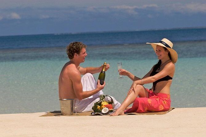 Full Day Castaway Island with Lunch - Summary: Is It Worth It?