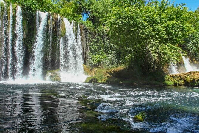full-day-city-tour-2-waterfalls-boat-trip-old-town