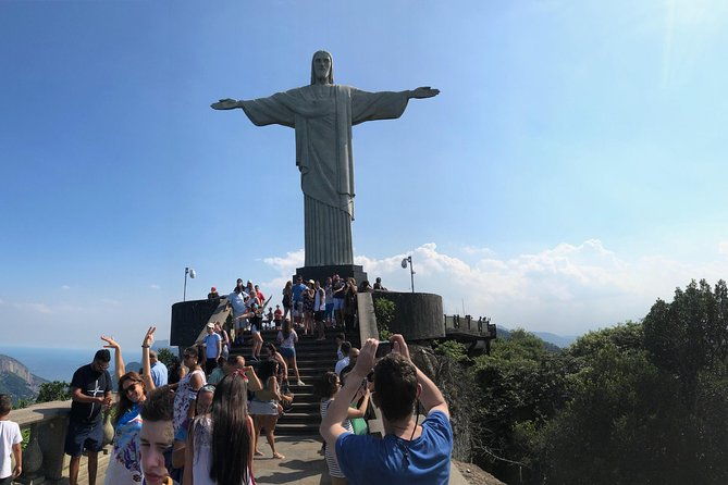 full-day-city-tour-christ-redeemer-sugarloaf-selaron-staircase-maracana