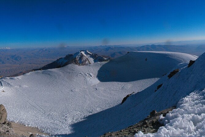 full-day-climbing-tour-to-chachani-volcano-6075-m-min-2-people