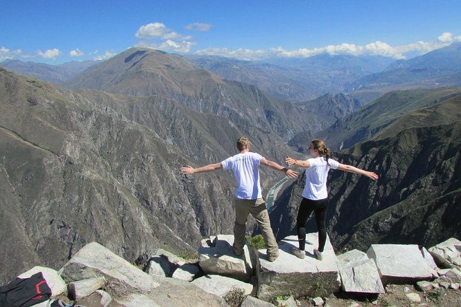 full-day-condor-viewpoint-inca-sites-tour-private-service