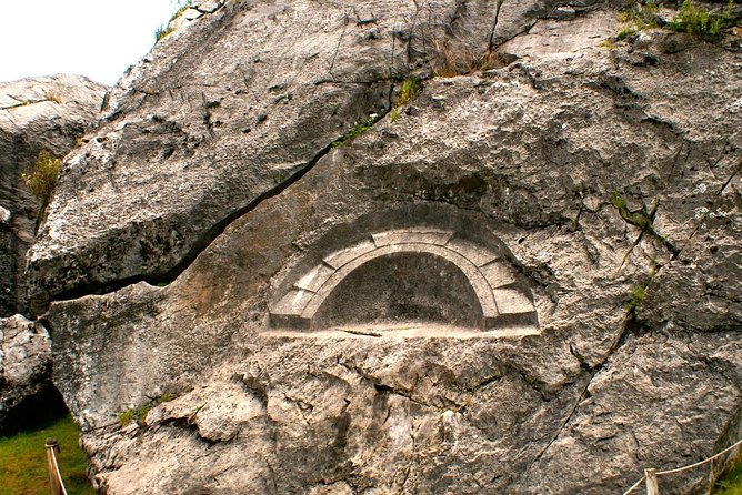 full-day-condor-viewpoint-inca-sites-tour-private-service
