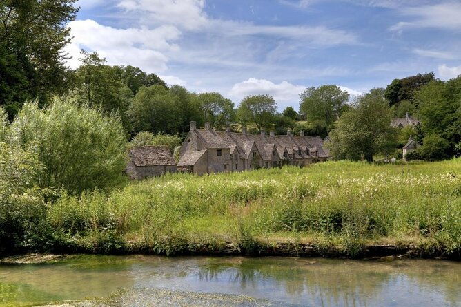 full-day-cotswolds-tour-where-opulence-and-heritage-converge
