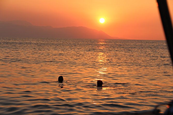 full-day-cruise-aiginamoniagkistri-with-traditional-greek-feast