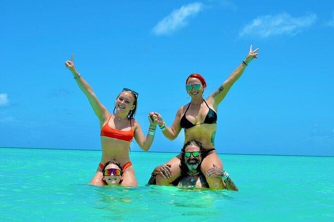 full-day-cruise-to-saona-island-natural-pool-and-lunch-3