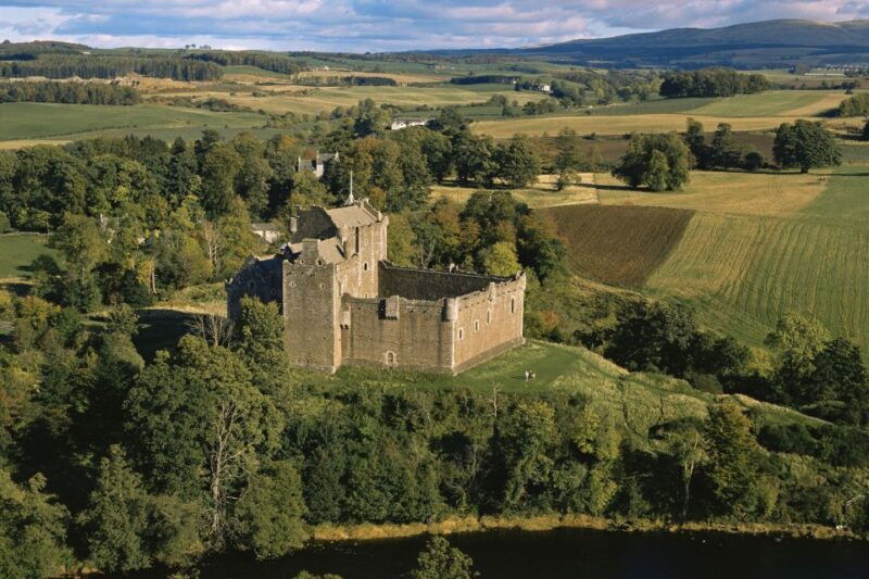 full-day-custom-tour-loch-ness-glencoe-and-highlands