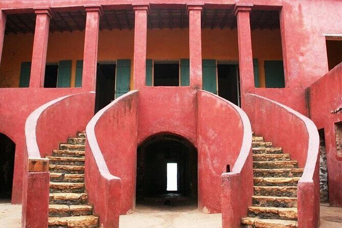 Full-Day DAKAR city / GOREE Island Tour - FAQs
