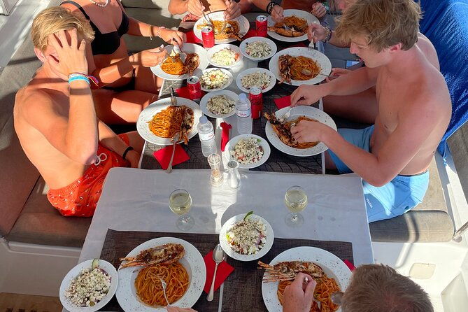 full-day-discovering-mykonos-delos-renia-tour-by-boat