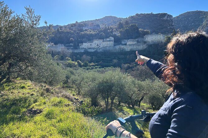 Full Day E-bike Tour in the Luberon Region from Aix en Provence - Discovering the Charm of the Luberon by E-bike: An Honest Review