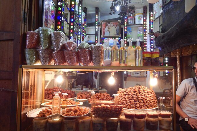 Full day Fez Guided Tour - Artistic Flair at Fontaine Nejjarine