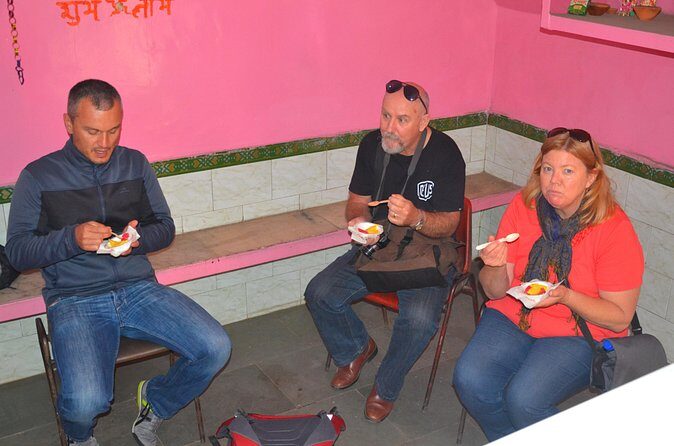 Full Day Food Tour Of Delhi with a chef. Includes Tea Tasting - Who Should Consider This Tour?