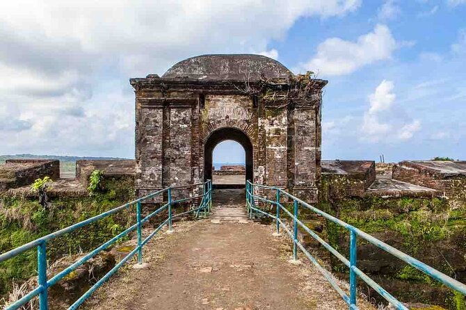 full-day-fort-san-lorenzo-and-panama-canal-guided-tour