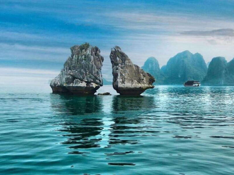 full-day-ha-long-cruise-with-sea-activities-local-lunch