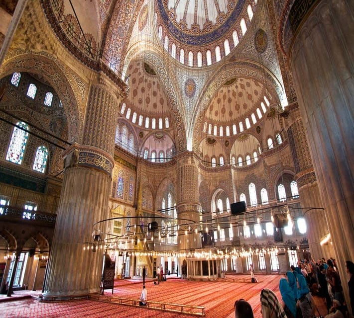 full-day-hagia-sophia-hippodrome-iron-church-balatboat-tour