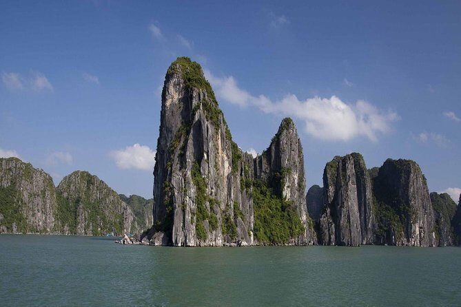 Full-Day Halong Bay Tour Including Kayaking from Hanoi - Transportation and Group Size  
