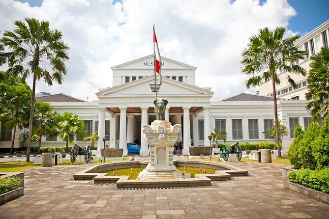 Full-Day Highlights of Jakarta Private Tour with Lunch - Who Would Enjoy This Tour?