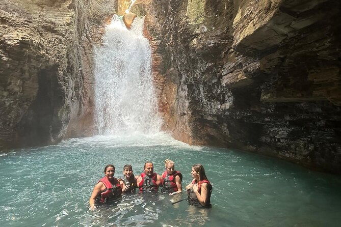 full-day-hike-to-la-leona-waterfall-tubing-combo