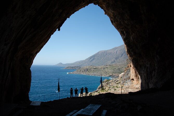 full-day-hiking-and-running-adventure-in-south-crete