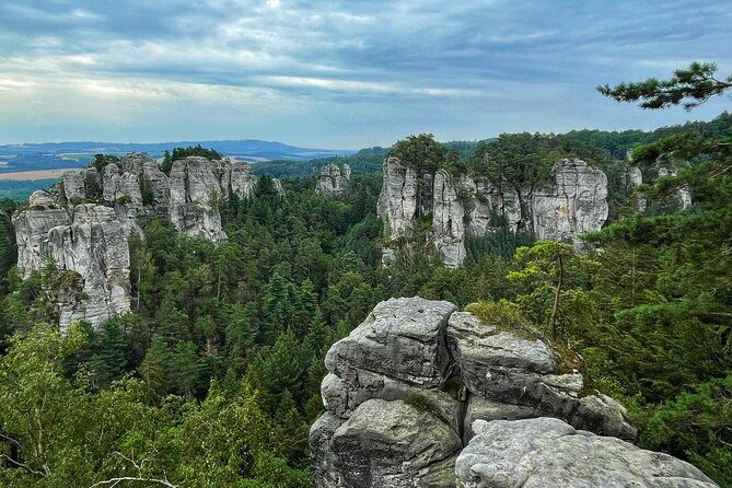 full-day-hiking-in-bohemian-paradise-hruba-skala-near-prague-2