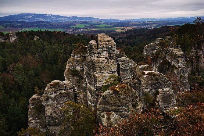 full-day-hiking-in-bohemian-paradise-hruba-skala-near-prague-2